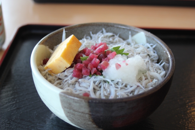 白髪の原因「メラニン不足を解消する」